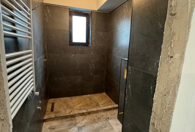 Apartament cu 3 camere decomandat în Energia - 13