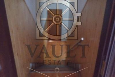 Casă individuală cu 12 camere cu Canalizare în Tineretului - 23