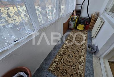 Apartament decomandat de vanzare 59 utili balcon pod zona Dioda Sibiu - 8
