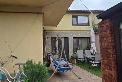 Casă cu 4 camere cu Canalizare în Mamaia-Sat - 1