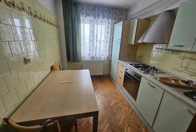 Apartament cu 4 camere decomandat în Central - 5