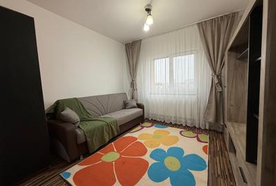 Apartament 3 camere, cu centrală termică- Str. 6 Vânători lângă AFI 370 € - 3