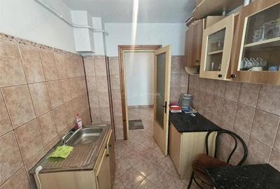 Resita, 2 Cam. Cf. 1, Et. 1, Bulevard, Micro 1 - 4