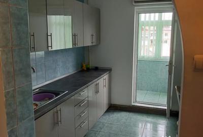 Apartament cu 2 camere decomandat în Central - 1