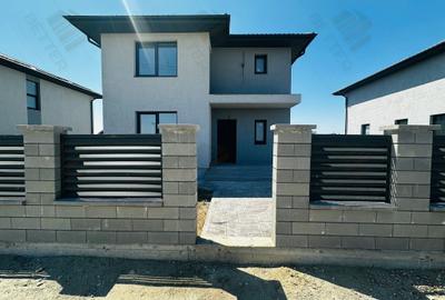 Casă cu 4 camere cu Teren 450 Mp în Berceni