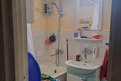 Apartament cu 2 camere decomandat în Micro 14 - 1
