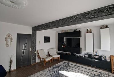 Casă cu 4 camere cu Teren 400 Mp în Sânpetru - 2