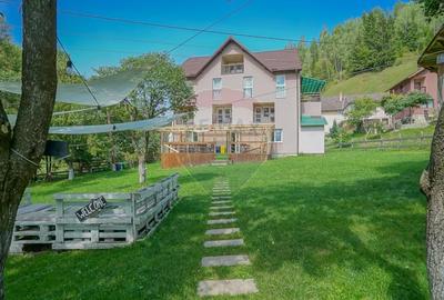 Casă individuală cu 21 camere cu Teren 1137 Mp în Moieciu - 2