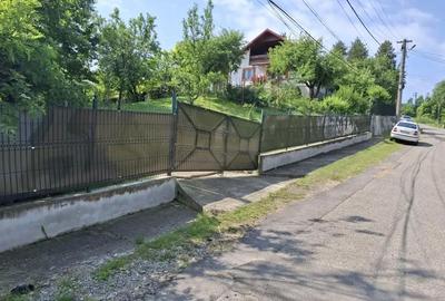 Casă cu 5 camere în Central - 2