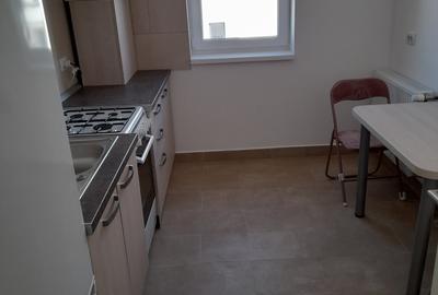 Apartament decomandat zona Tractorul- Coresi