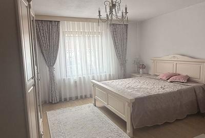 Casă cu 5 camere cu Teren 433 Mp în Central - 9