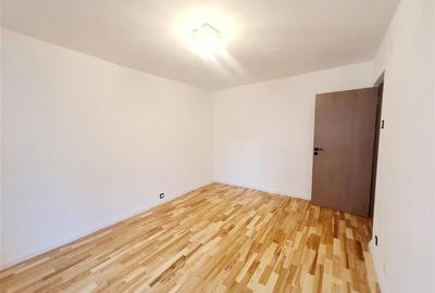 Apartament decomandat si renovat complet, Cartierul Bartolomeu, Brasov - 7