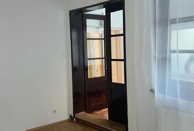 Casă individuală cu 4 camere cu Canalizare în Centrul Istoric - 6