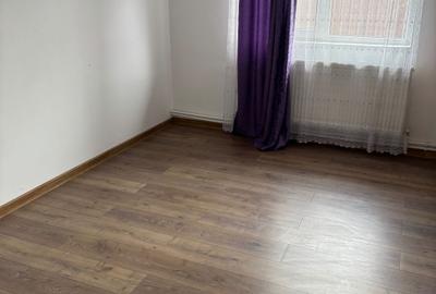 Casă cu 4 camere în Central - 4