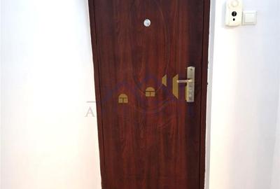 Apartament cu 2 camere decomandat în Micro 5 - 4