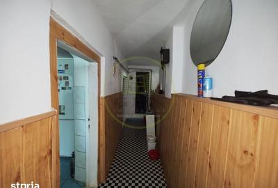 Casă cu 5 camere cu Teren 1296 Mp în Bucovăț - 11