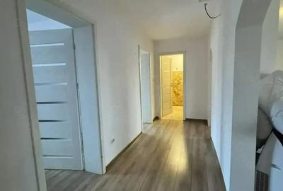 Apartament cu 3 camere decomandat în Ghiroda - 1