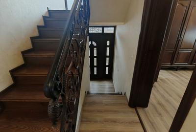 Casă cu 4 camere în Central - 6