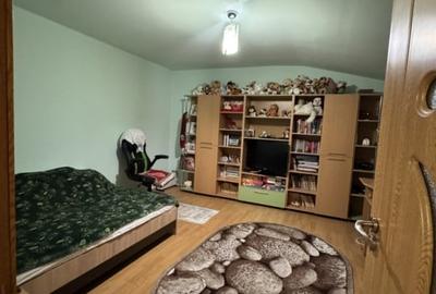 Casă individuală cu 6 camere cu Canalizare în Ultracentral - 4