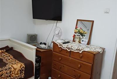 Garsonieră semidecomandată în UMT - 7