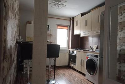 Apartament cu 2 camere semidecomandat în Astra