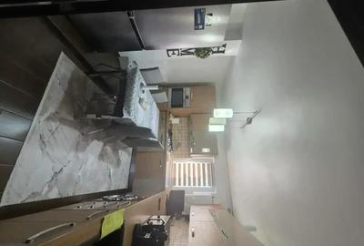 Apartament cu 3 camere decomandat în Central - 9