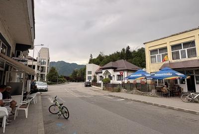 Spațiu comercial, de 60 mp, în Central - 6
