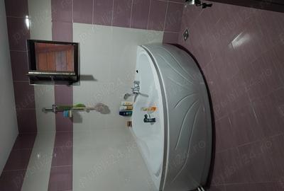 Casă cu 5 camere în Vârfu Dealului - 9