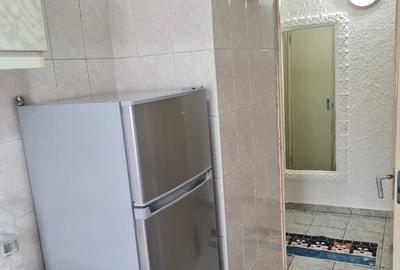Persoana fizica inchiriez apartament 2 camere str. 22 Decembrie - 5