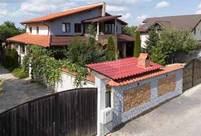 Conac, proprietate unica, in mijlocul naturii, Sacele! - 3