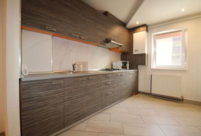 Apartament cu 2 camere semidecomandat, mobilat în Circumvalațiunii - 5