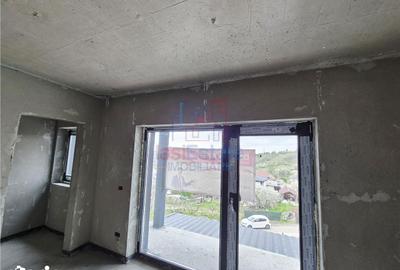 Casă cu 4 camere cu Teren 400 Mp în Tomești - 5