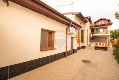 Casa / Vila cu piscina, 6 camere de vanzare in zona Central - 6