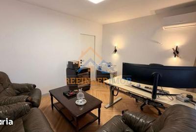 Apartament cu 3 camere semidecomandat, mobilat în Centrul Civic - 1