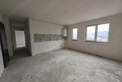 Apartament cu 3 camere semidecomandat în Florești - 3
