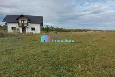 Casa cu 8450 mp teren in Solca Casa cu 8450 mp teren in Solca - 19