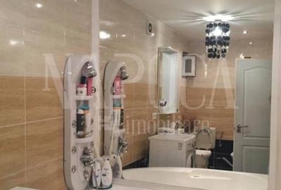Casă individuală cu 14 camere cu Canalizare în Zorilor - 7