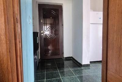 Apartament cu 2 camere decomandat în Cornișa - 7