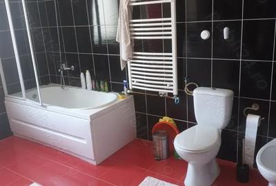 Casă cu 3 camere în Central - 10