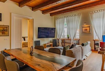 Apartament cu 4 camere semidecomandat în Centrul Istoric - 2