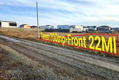 Teren de 700 mp, în Săcălaz