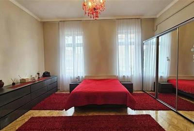 Spațiu comercial, 215 mp în P-ța Maria