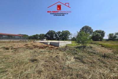 Teren de 401 mp, în Sud