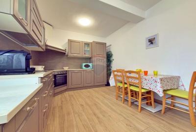 Casă cu 7 camere cu Teren 357 Mp în Romanilor - 7