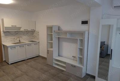 Garsonieră decomandată în Central - 1