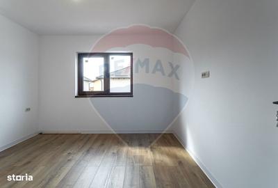 Casă cu 4 camere cu Teren 397 Mp în Hărmanului - 14