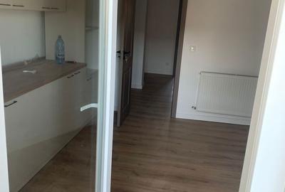 Apartament cu 3 camere în Central - 10