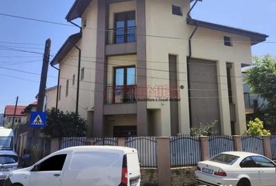 Casă cu 6 camere cu Teren 221 Mp în Ferdinand - 16