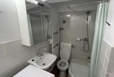 Garsonieră nedecomandată în Central - 1