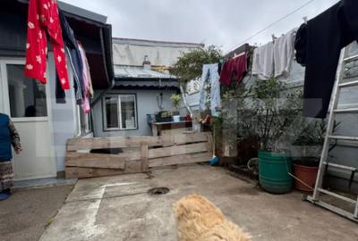 Casă cu 3 camere cu Teren 140 Mp în Ferentari